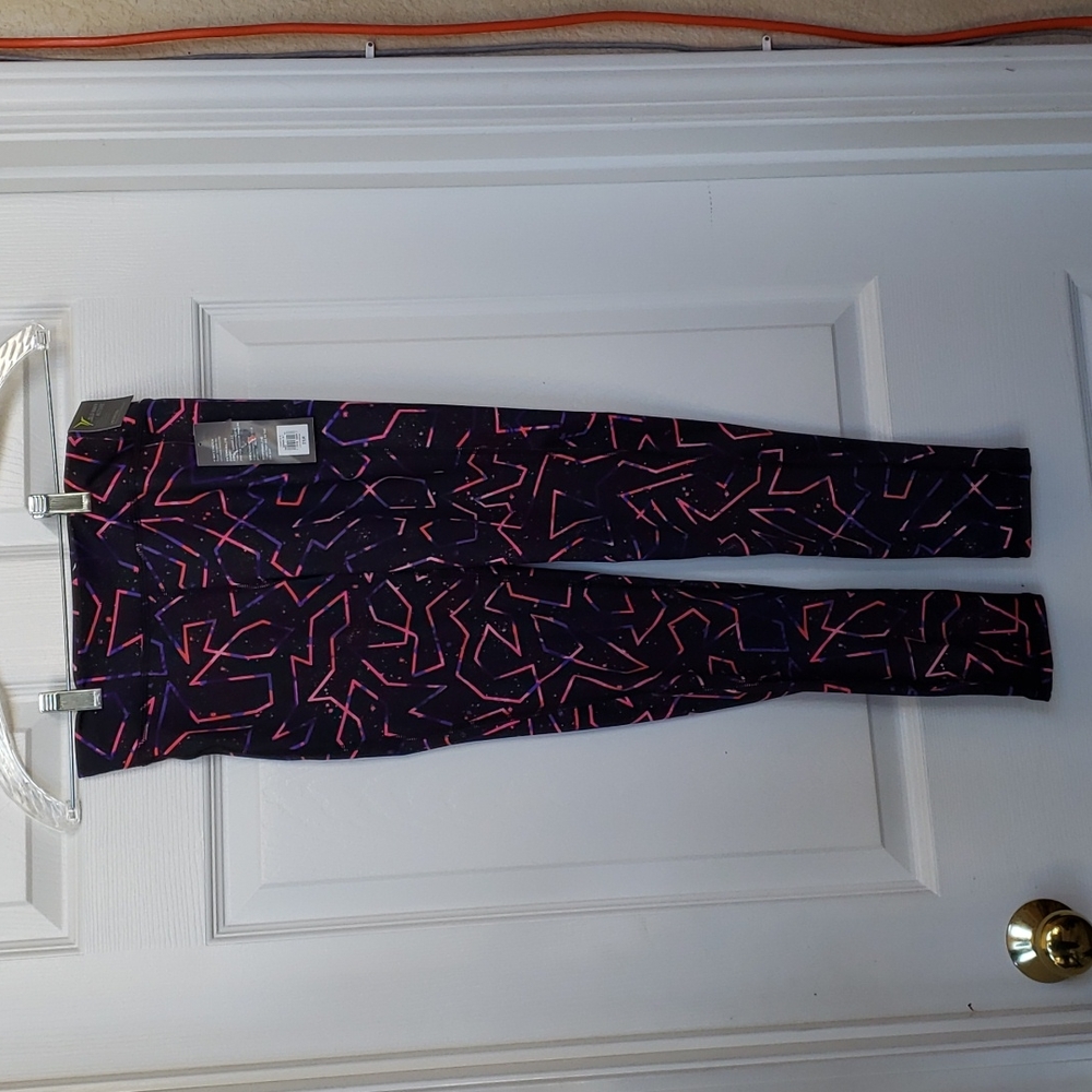 Bundle Old Navy (new with tag) and New Balance (new) Girls Active pants